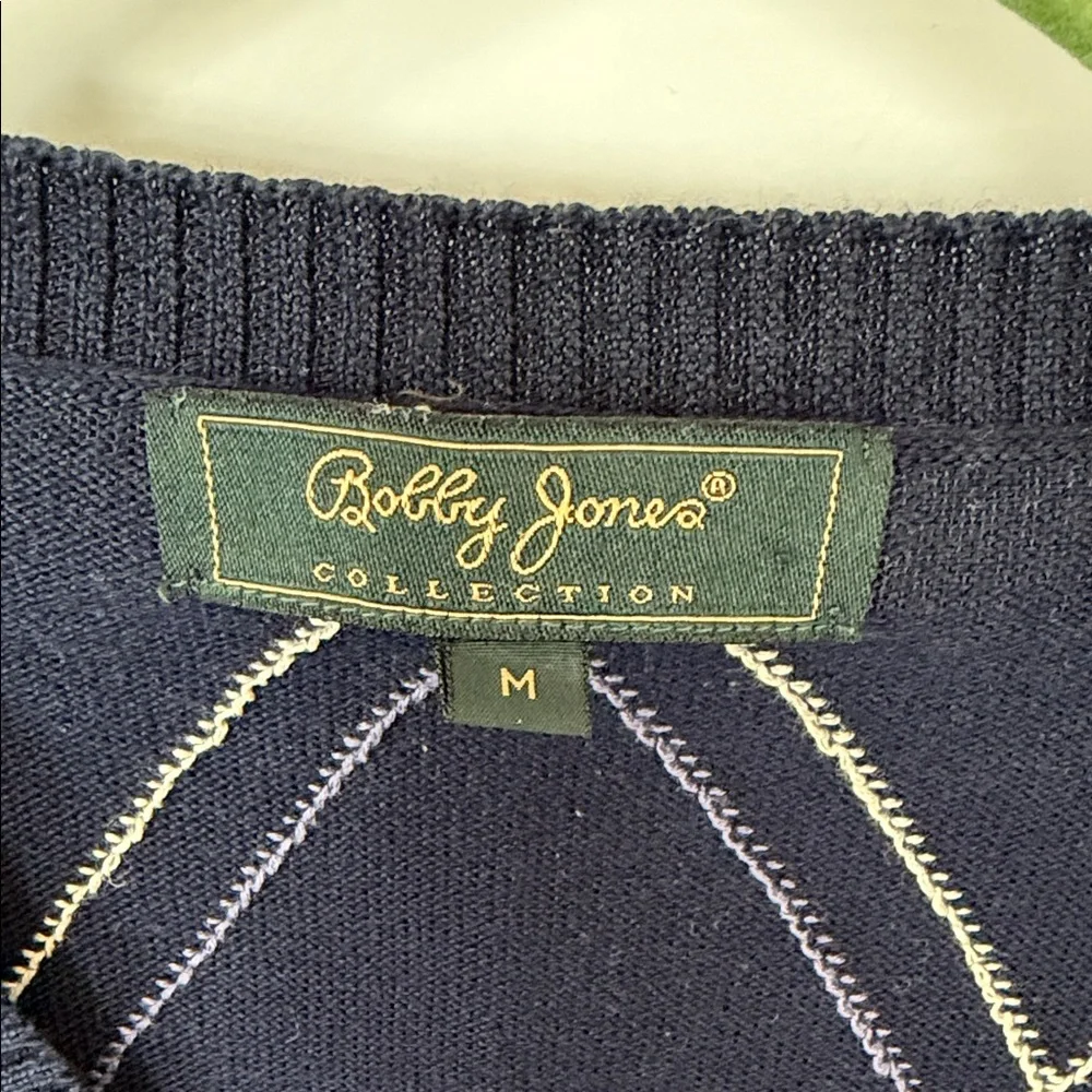 Bobby Jones Men's Navy Argyle V-Neck Sweater Vest - Picture 2 of 5